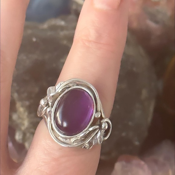 Amethyst southwestern design sterling silver ring - Picture 5 of 6